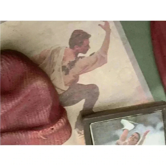 Vintage Photos  Professional Ice Skaters and Objects of Cutomes with Skates - Picture 4 of 5